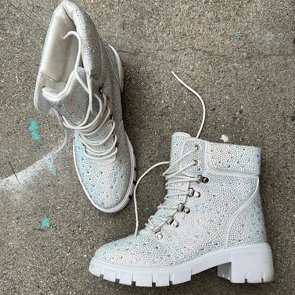 LILIANA boots - Picture 8 of 10